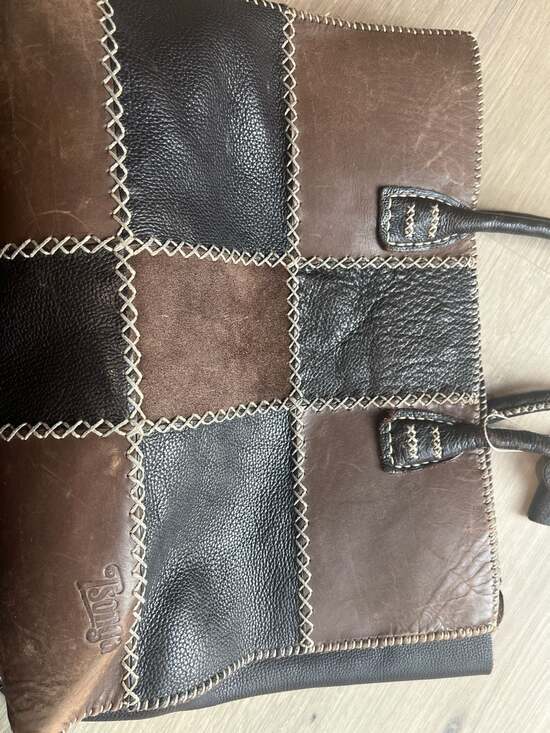 Large Dark Brown Leather Bag for the Weekend. Mix of Patchwork Style Leathers. W - Picture 6 of 16